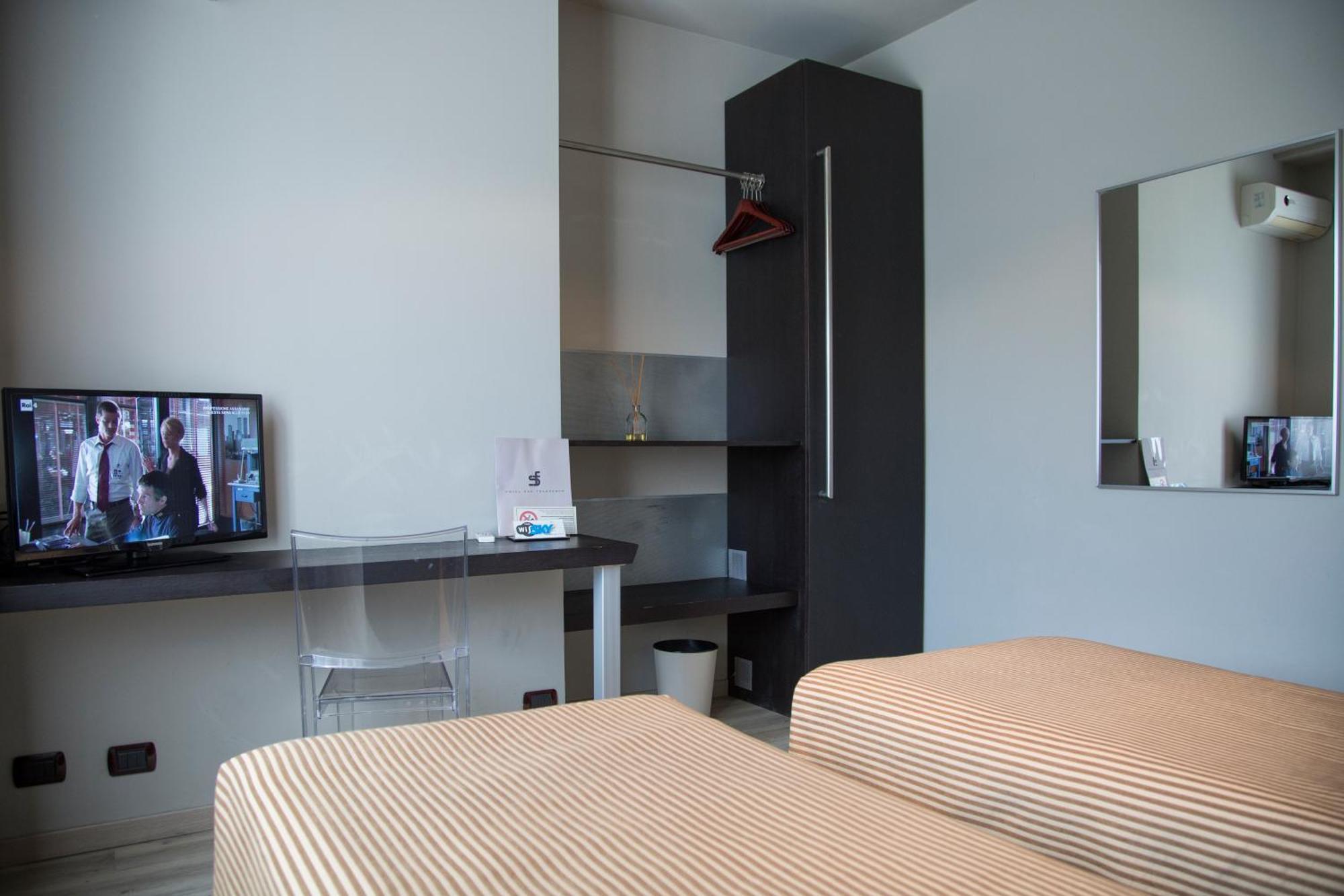 Hotel San Francesco Боргоманеро Экстерьер фото